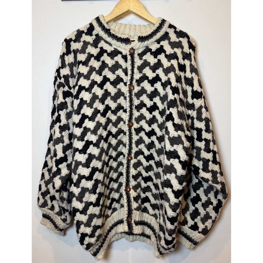 Ethnic Creations Chunky Wool Houndstooth Oversized Cardigan Wooden Buttons XL